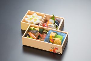行楽弁当　桔梗（ききょう）