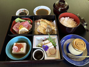 松花堂弁当